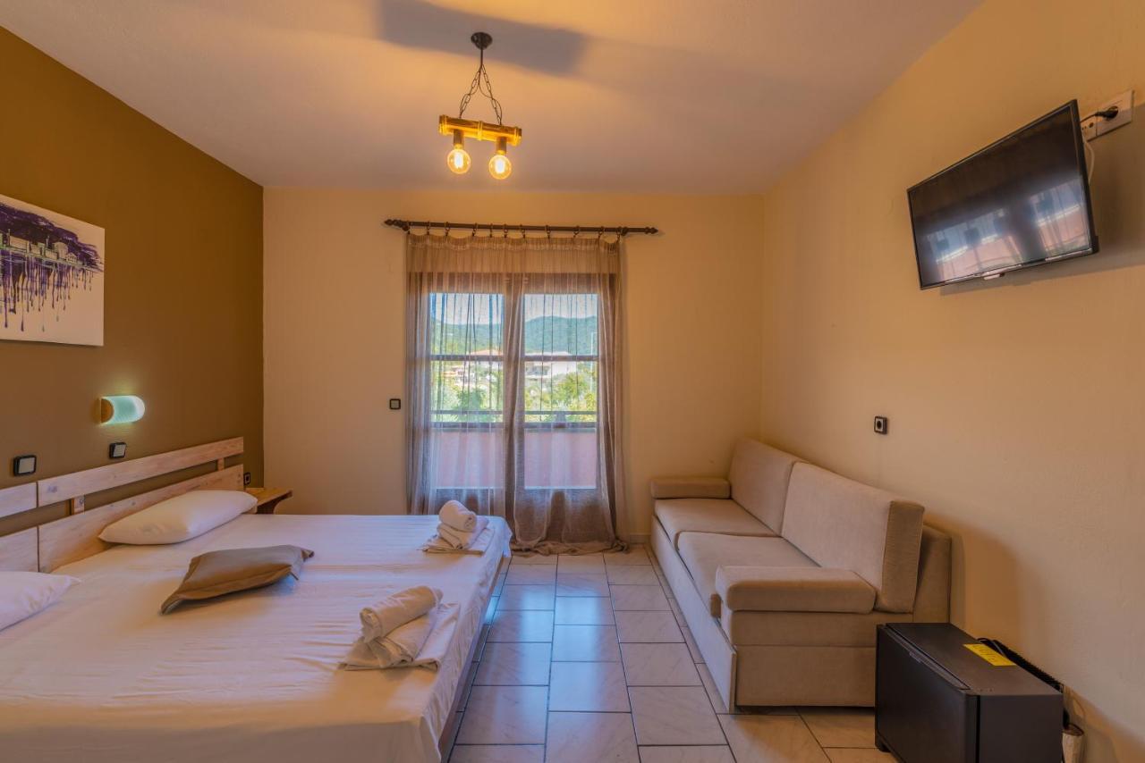 Natasa Hotel สกาลา โปเตมิอัส ภายนอก รูปภาพ